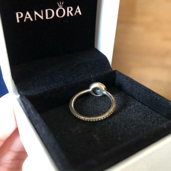 Pandora Ring 💍 - Picture 5 of 6